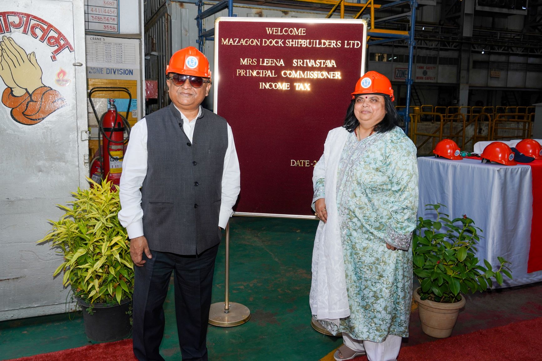 Visit of Income Tax Officials Headed by Principal Commissioner Income Tax, Mrs. Leena Srivastava-22.04.2023123