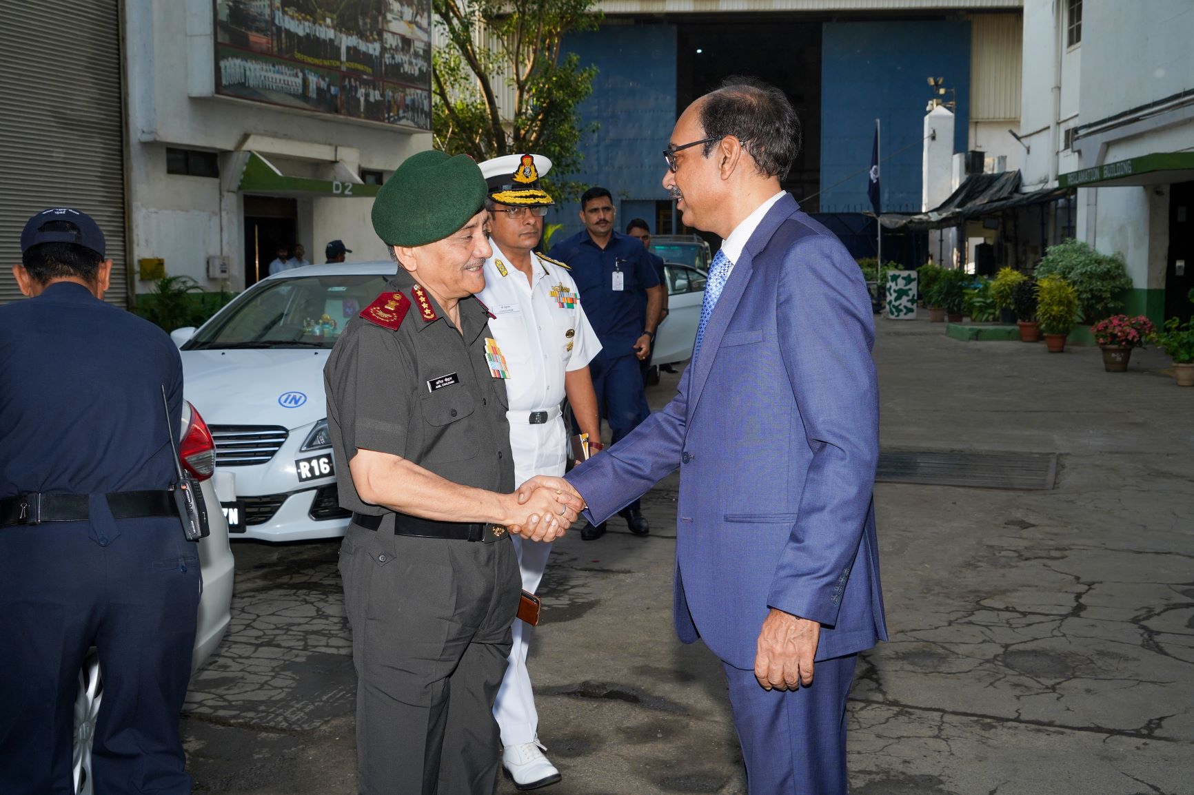 Visit Of Chief Of Defence Staff To MDL - 15.04.2023123