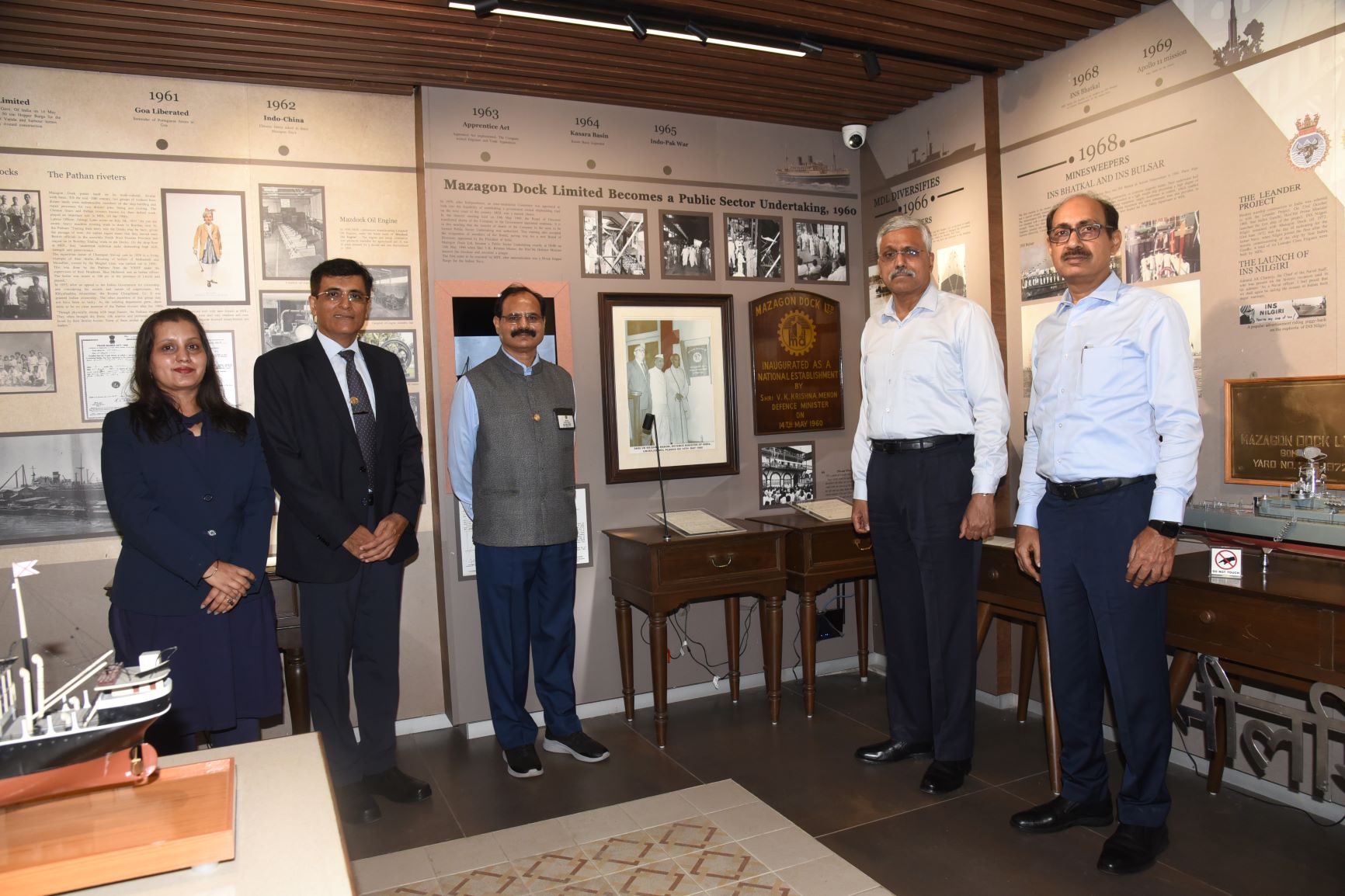 Visit of Shri Giridhar Armane, IAS Defence Secretary - 25.09.2023123