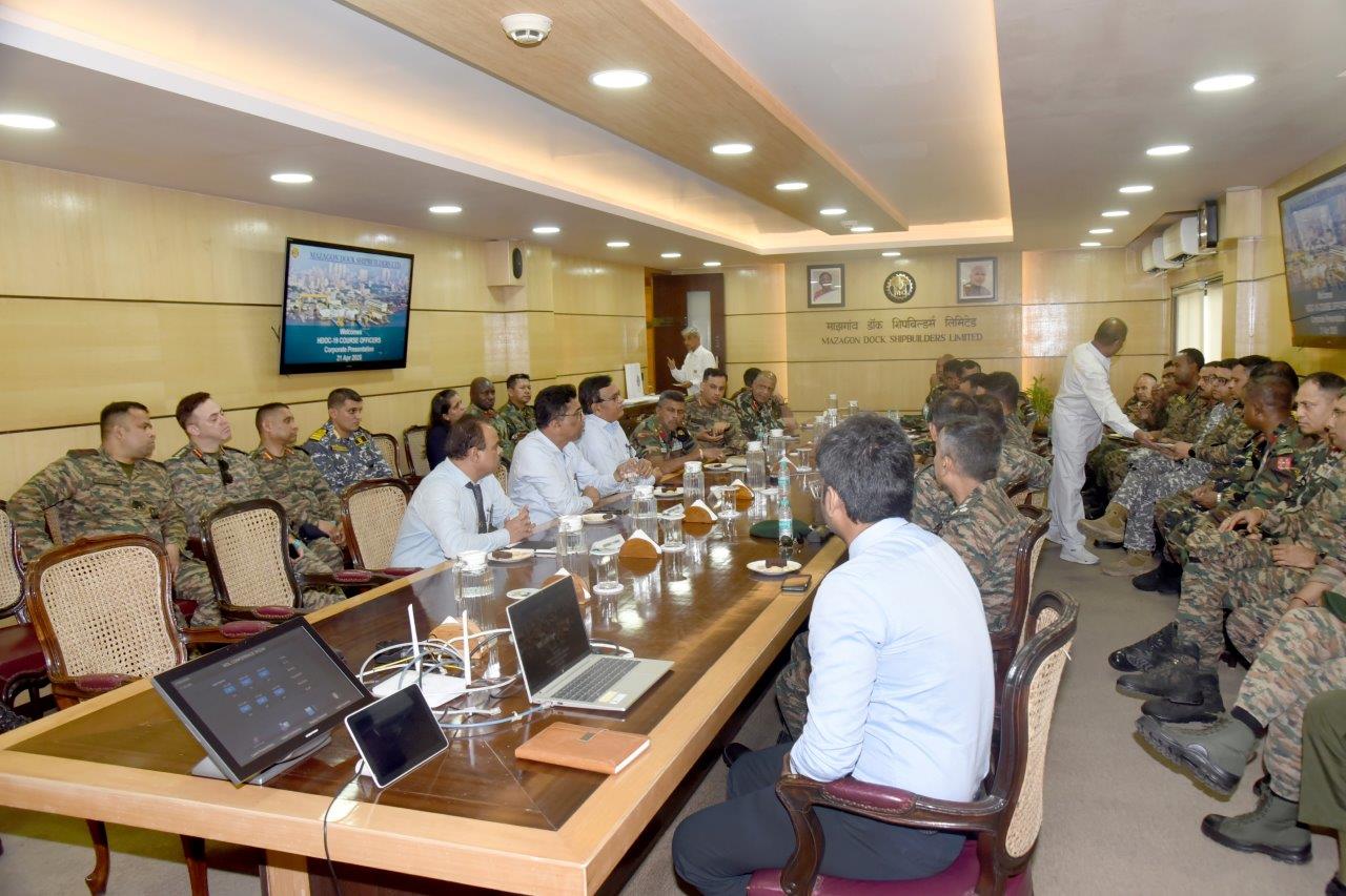 VISIT OF HDOC-19 COURSE OFFICERS - 21.04.2025123