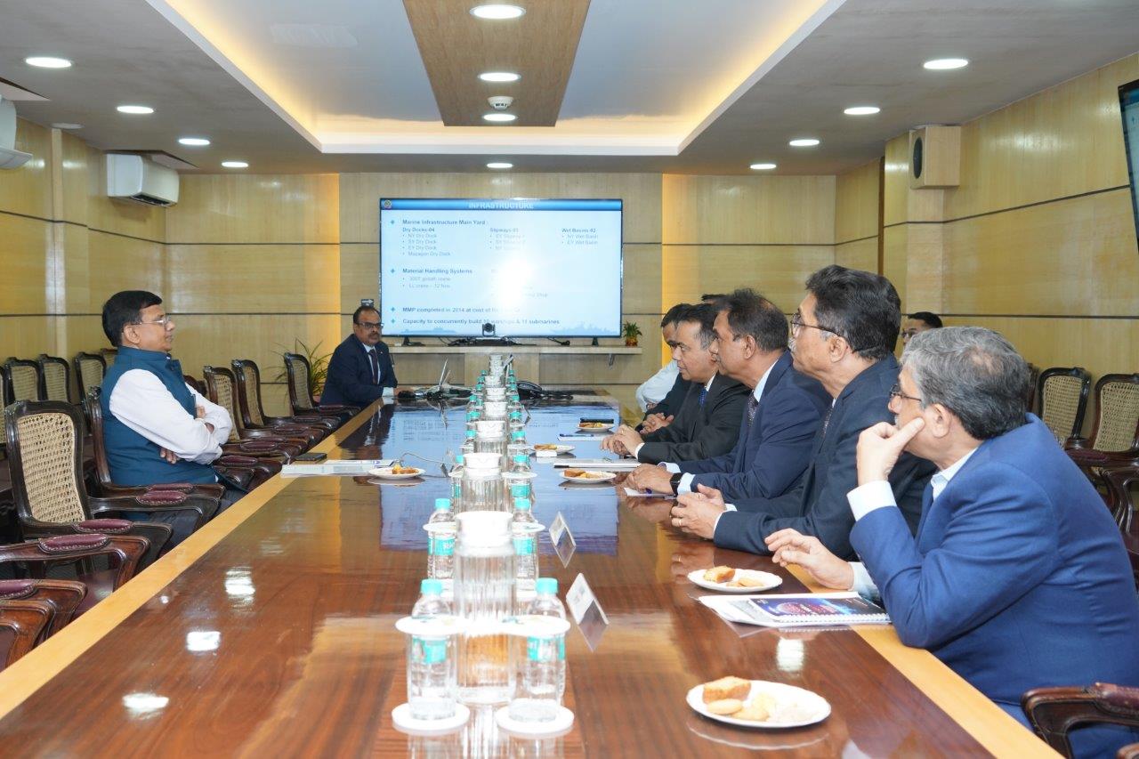 VISIT OF SHRI  DINESH MAHUR ITS ADDITIONAL SECRETARY (DP) MINISTRY OF DEFENCE 10.03.2026123