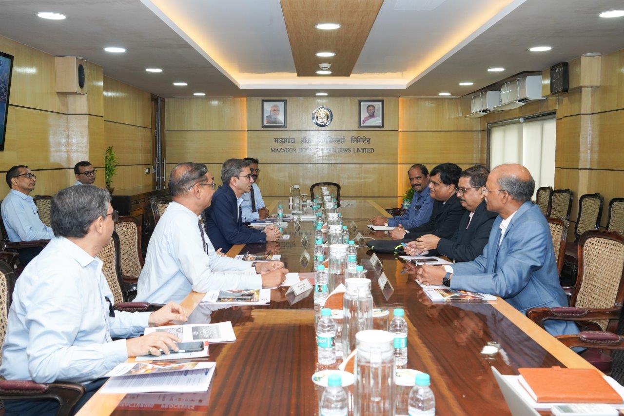 VISIT OF DR. SVS NARAYANA MURTY MIDHANI CMD - 10.07.2025123