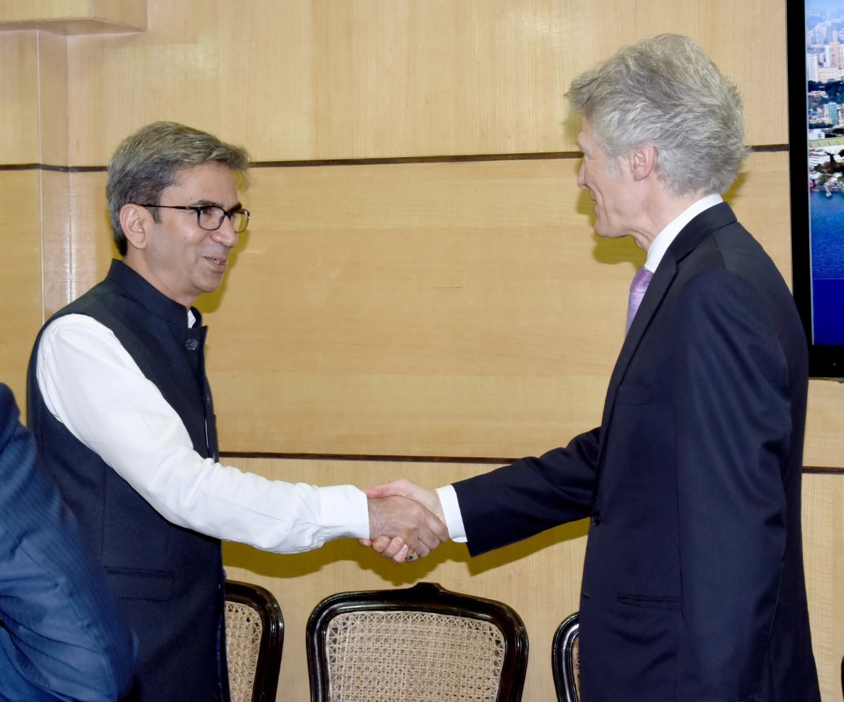 H.E.DR JOHN JASPER WIECK, AMBASSADOR OF THE FEDRERAL REPUBLIC OF GERMANY   16.09.2026123