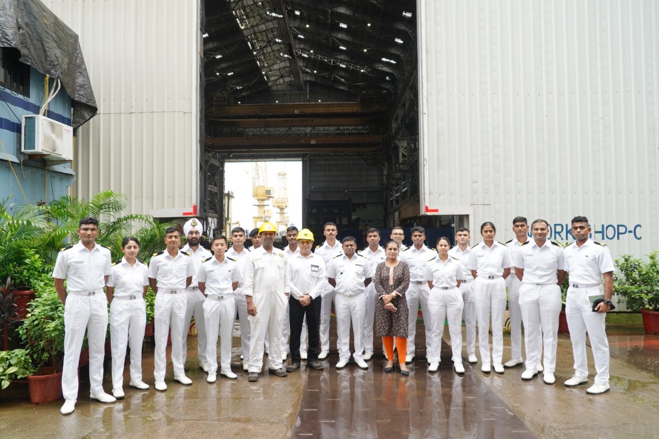 VISIT OF TRAINEE OFFICERS FROM INS SHIVAJI 12.08.2026.123