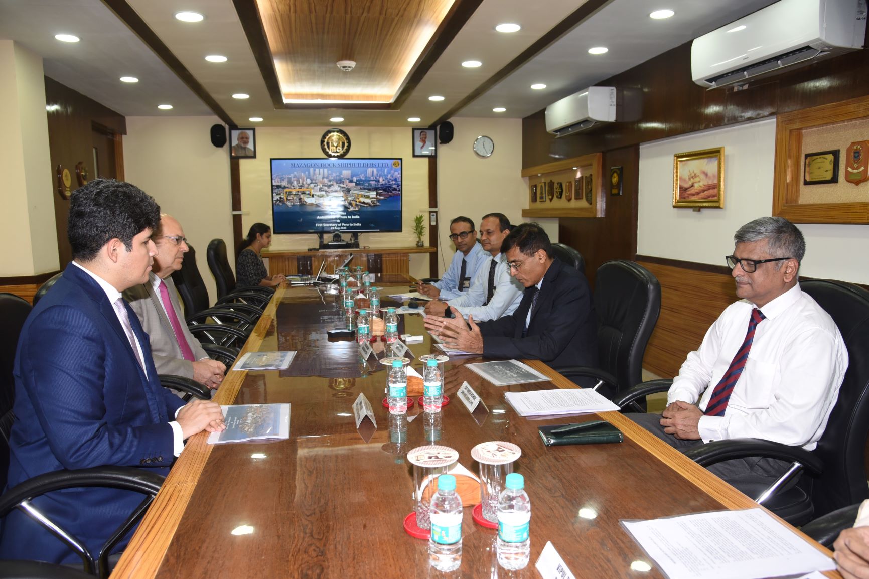 Visit of H.E. Javier Paulinich Ambassador of Peru - 23.08.2023123