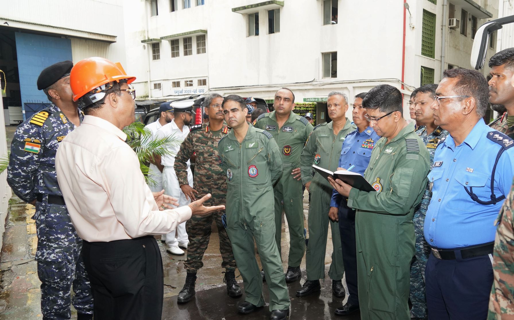 Visit of IA & IAF Officers of NHCC 36 & MSC-07 - 26.07.2023123
