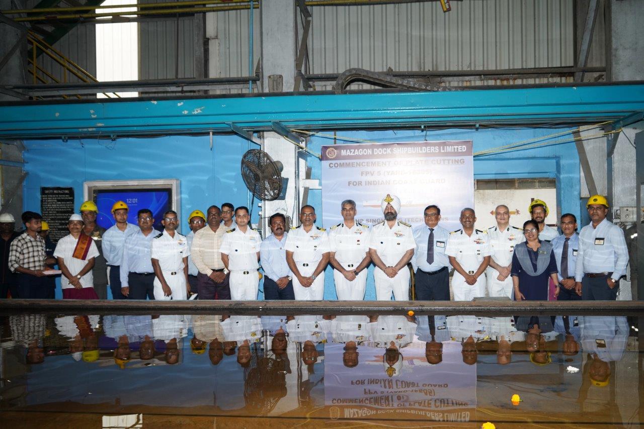 PLATE CUTTING FPV 5 (YARD -16505) FOR ICG - 30.10.2025123