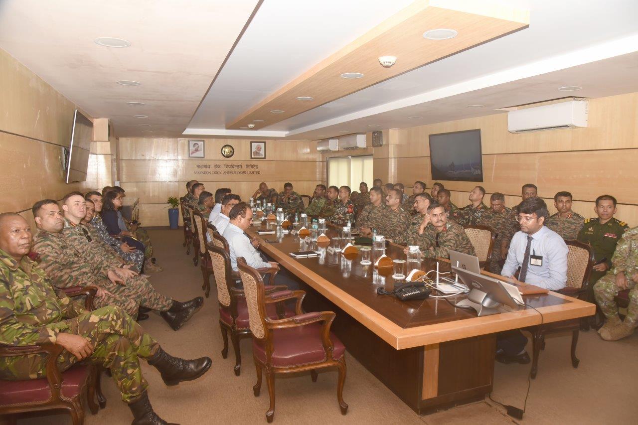 VISIT OF HDOC-19 COURSE OFFICERS - 21.04.2025123