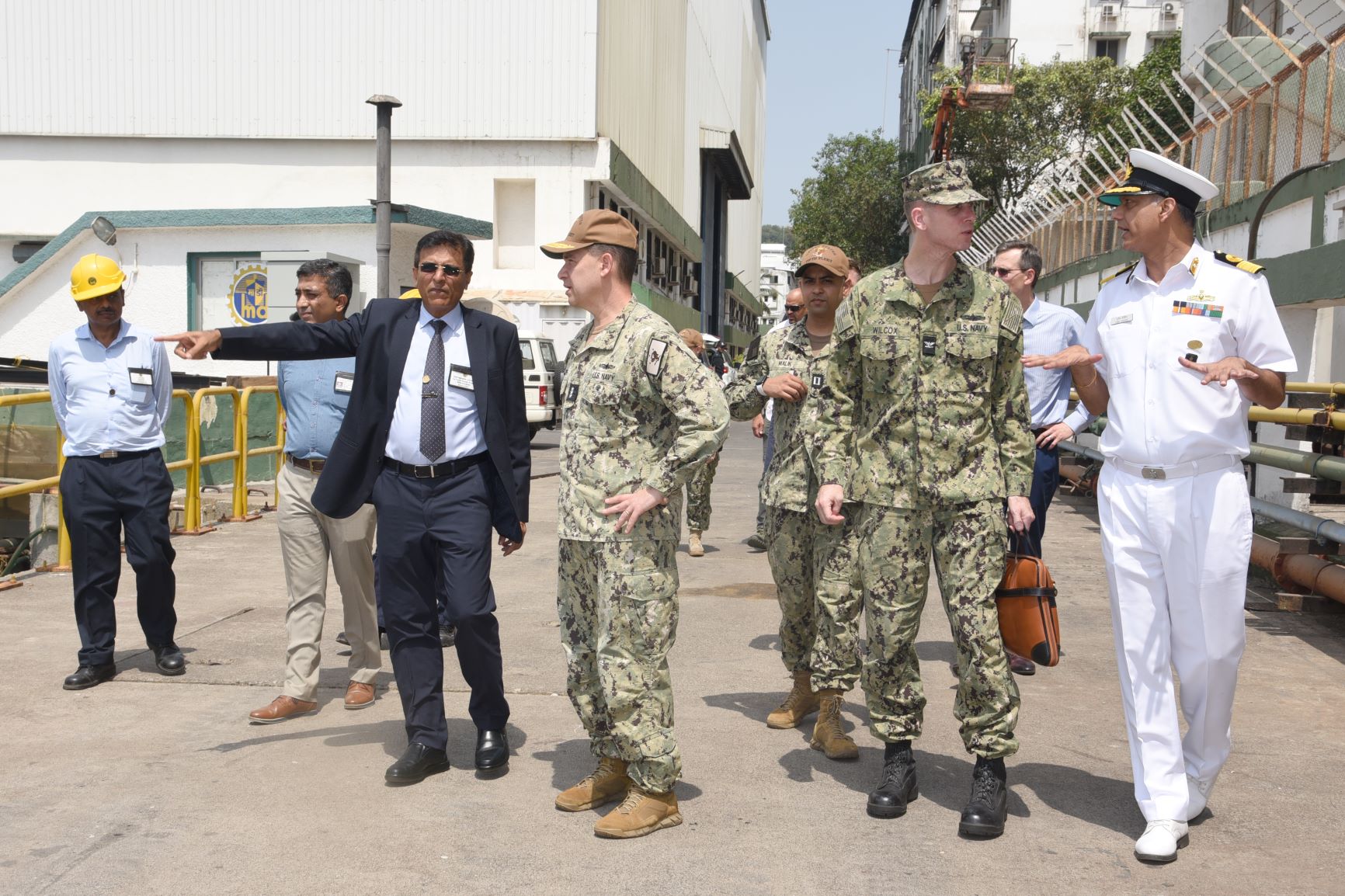 Visit of VADM Charles Bradford Cooper II Commander, US NAVCENT to MDL-31.05.2023123