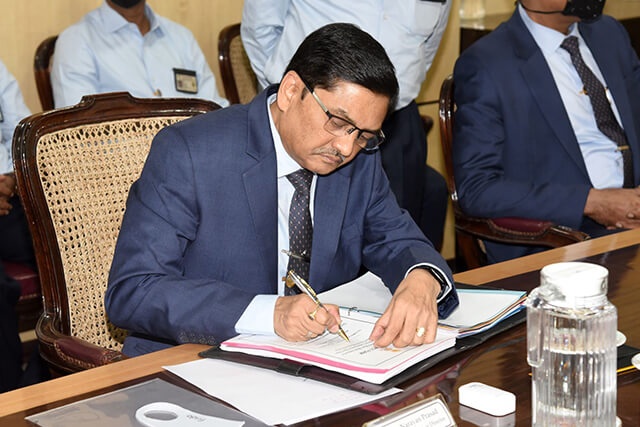 First Reading of D448 Yard 12704 (Visakhapatnam) - 28 October 2021123