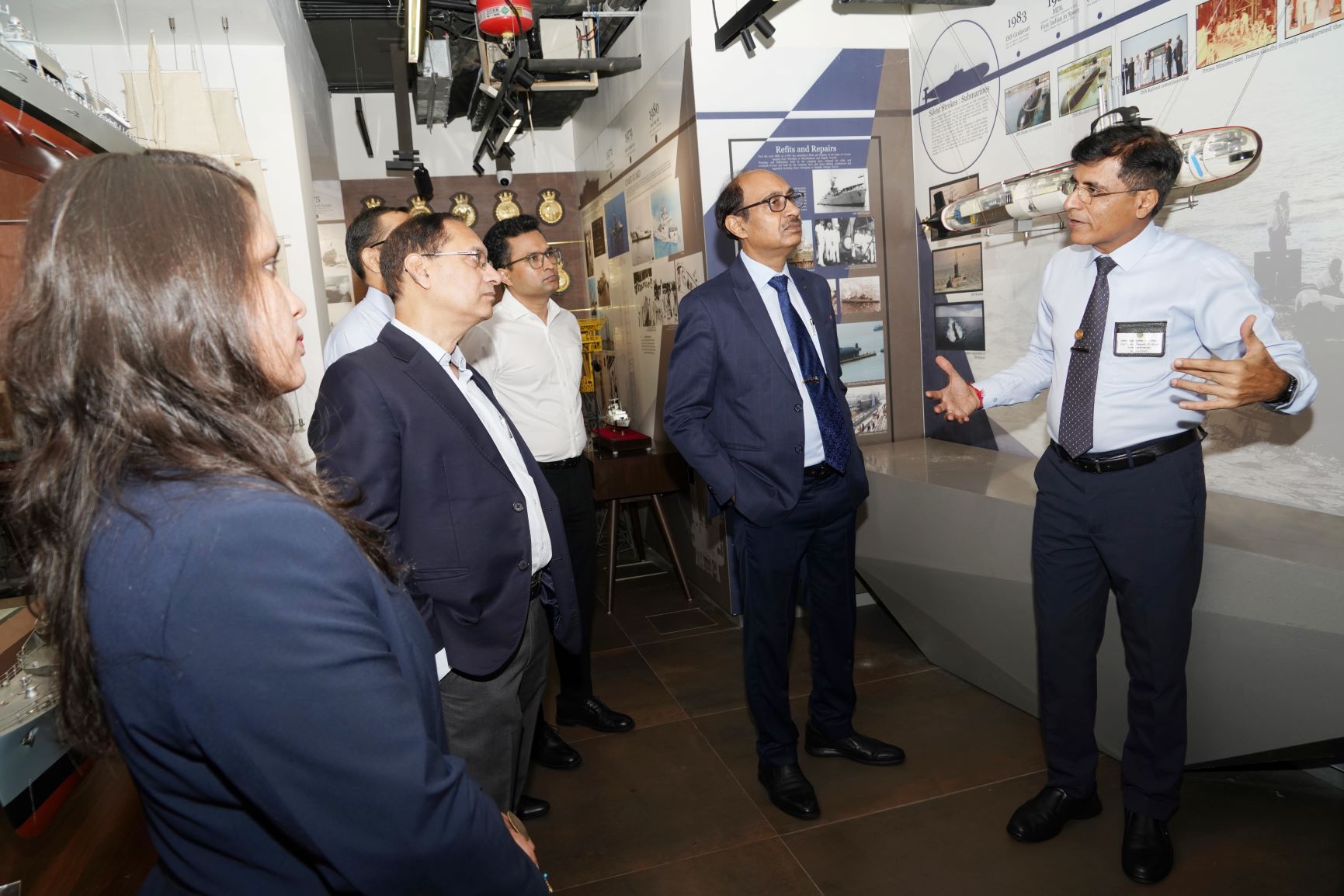 Visit of Tuhin Kanta Pandey, IAS Secretary (Dipam) - 17.11.2023123