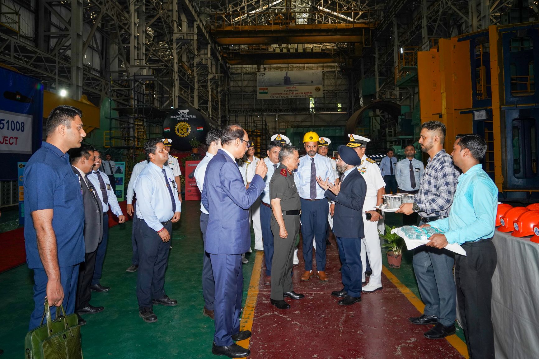 Visit Of Chief Of Defence Staff To MDL - 15.04.2023123