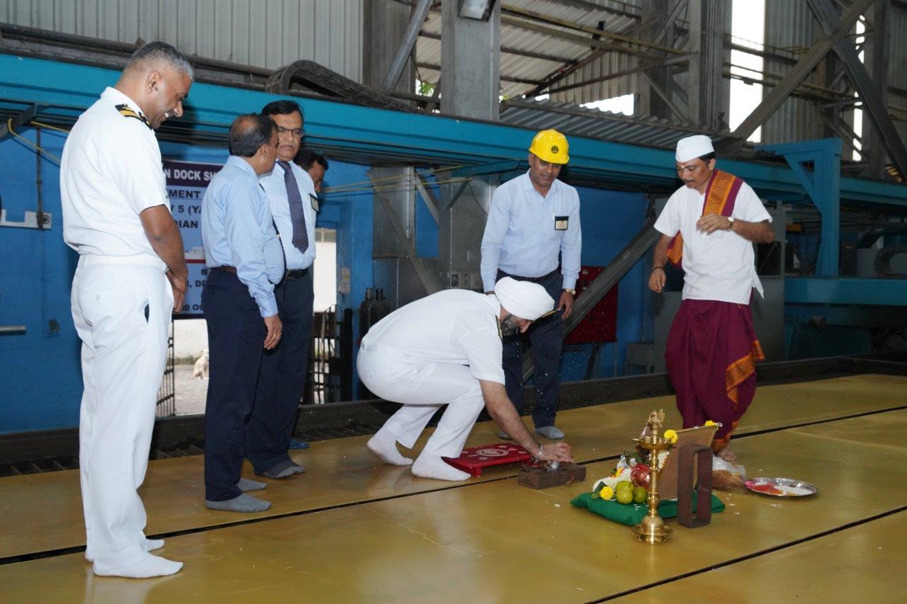 PLATE CUTTING FPV 5 (YARD -16505) FOR ICG - 30.10.2025123