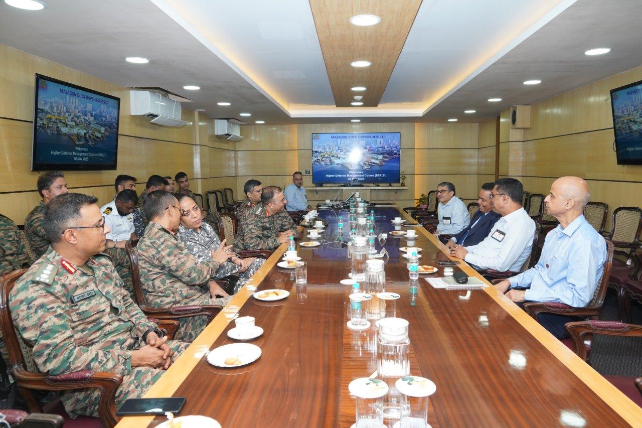 VISIT OF HIGHER DEFENCE MANAGEMENT COURSE (SER 21) - 20.11.2025123