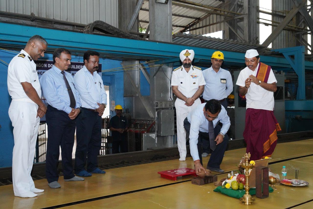 PLATE CUTTING FPV 5 (YARD -16505) FOR ICG - 30.10.2025123