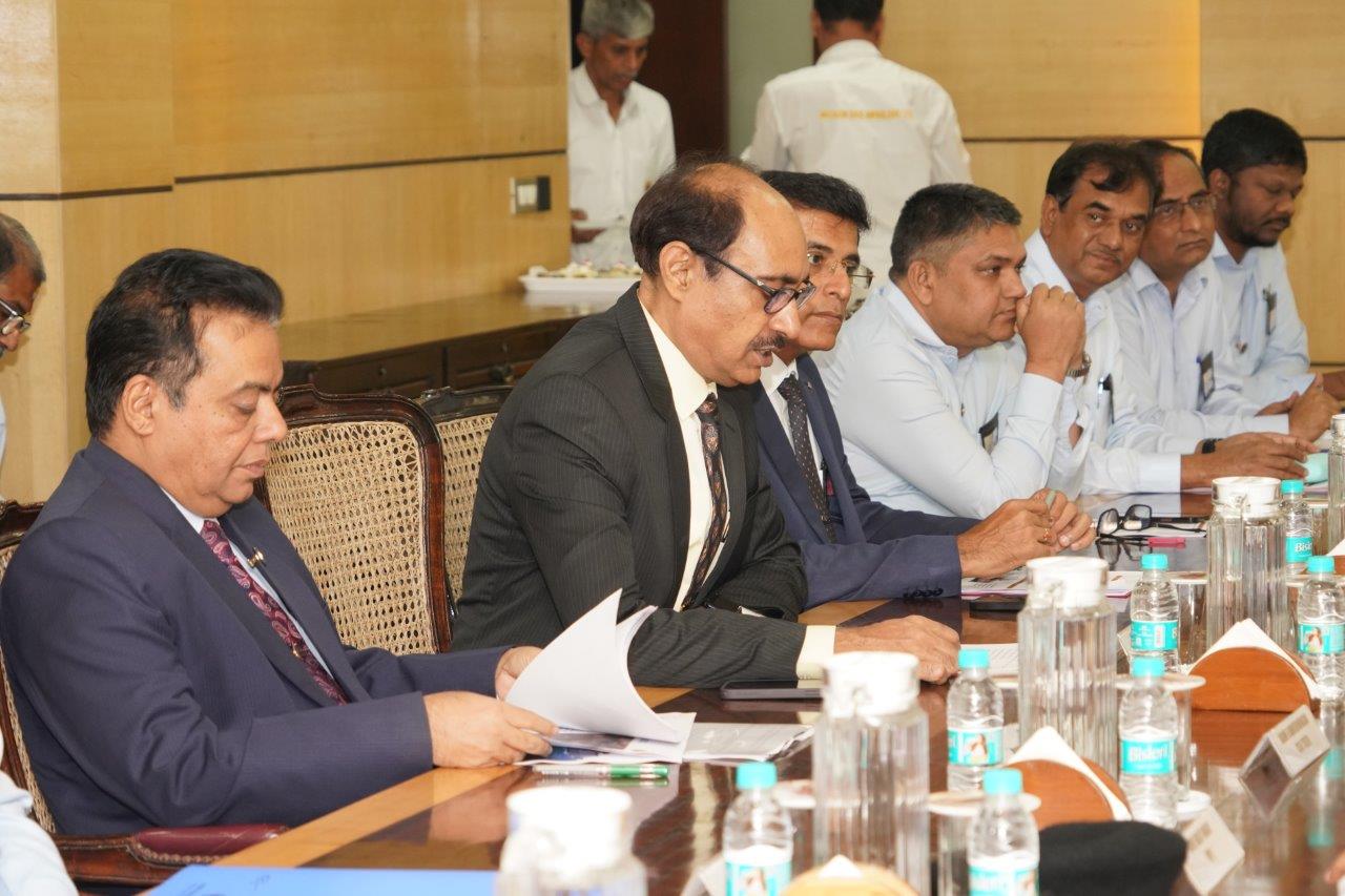 VISIT OF VADM KRISHNA SWAMINATHAN,AVSM,VSM, VICE CHIEF OF NAVAL STAFF- 27.11.2024123