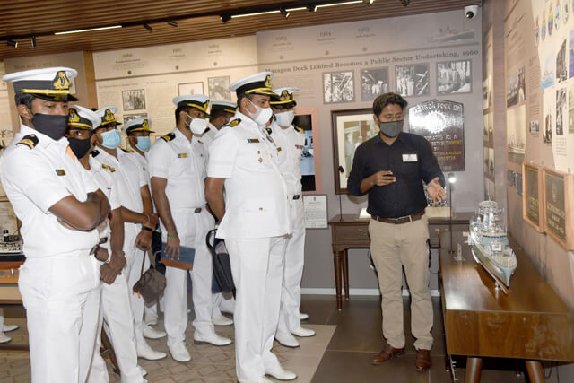 Visit Of 26th Sub LT Tech (LOG) Course Of SriLankan Navy On 22 Nd December 2021123