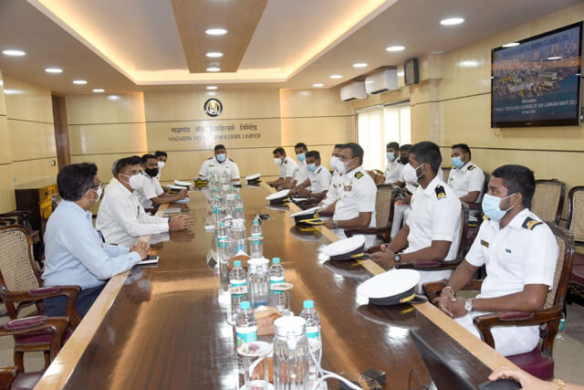 Visit Of 26th Sub LT Tech (LOG) Course Of SriLankan Navy On 22 Nd December 2021123