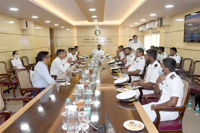 Visit Of 26th Sub LT Tech (LOG) Course Of SriLankan Navy On 22 Nd December 2021123