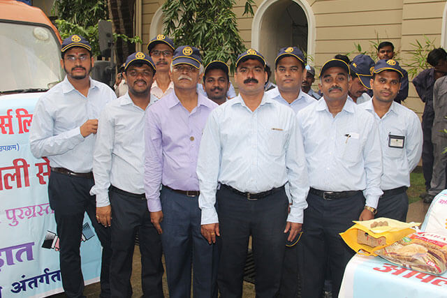 MDL CSR Activity - Supply Of Food Items For Kolhapur, Sangali & Satara Flood Relief On 14th August 2019123 - Image 10