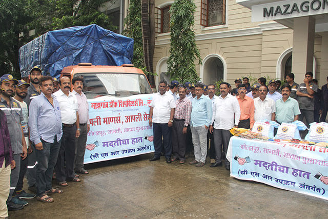 MDL CSR Activity - Supply Of Food Items For Kolhapur, Sangali & Satara Flood Relief On 14th August 2019123 - Image 13