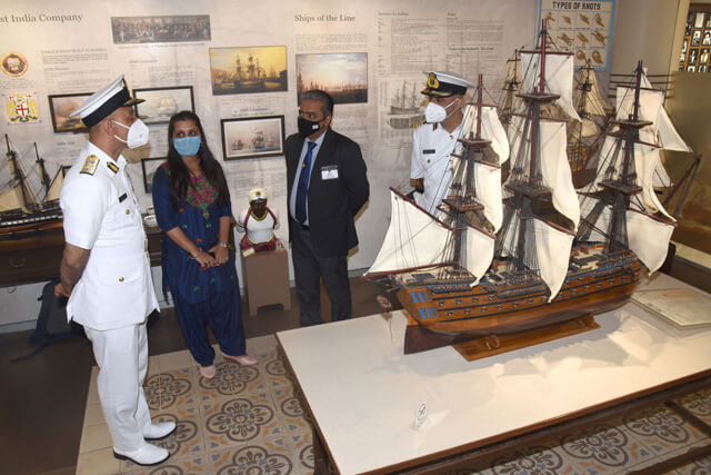 Visit of RAdm Saif Bin Nasser Bin Mohsin Al Rahbi, Commander (Royal Navy of Oman) - 16 Feb 2022123